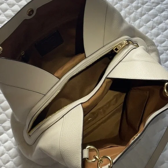 Coach  Leather Bag - Picture 5 of 9